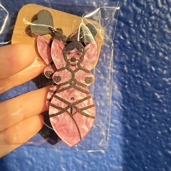 NWOT Bondage Babes Earrings - Picture 2 of 2
